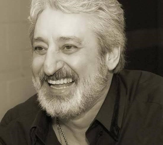 دانلود آهنگ   &#۸۲۲۰;ای همیشگی ترین عشق &#۸۲۲۱; با صدای ابی