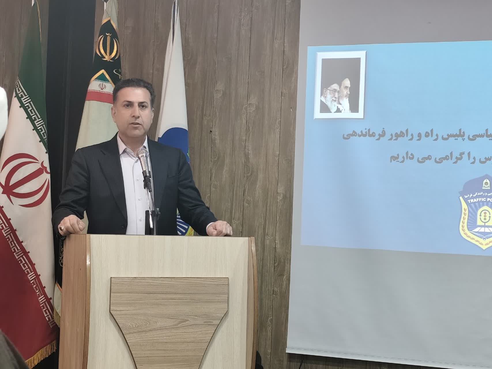 مدیرکل راهداری فارس: امنیت ترافیکی جاده‌های استان مرهون تعامل سازنده پلیس راه و راهداران است