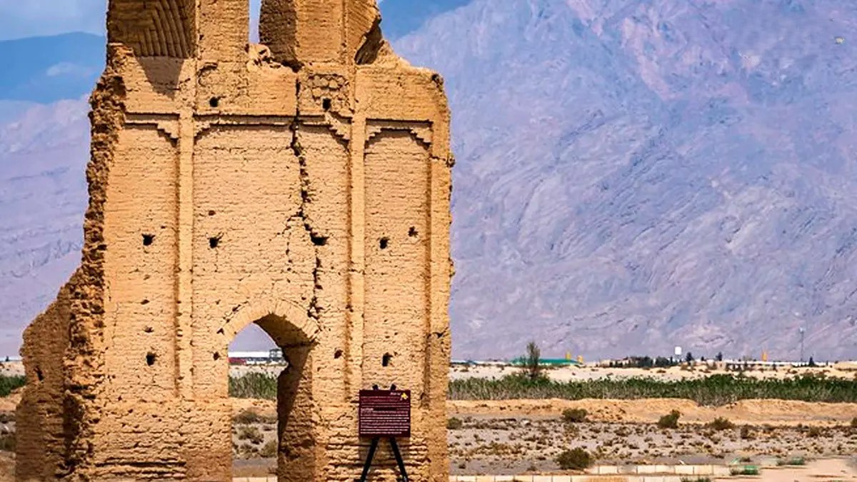 اثر تاریخی «دروازه فرافر» سرآغاز یزد باستانی(ویدئو)