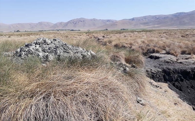 مجوز معدن خاک پیت اراضی شهرستان اقلید باطل شد