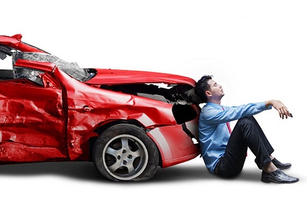 چگونه خسارت افت قیمت خودرو در تصادفات را ندهیم؟