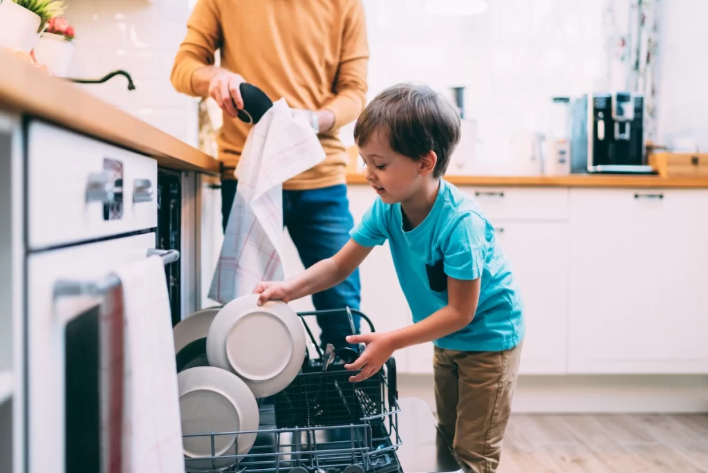 چند توصیه کلیدی برای افزایش عمر ماشین ظرفشویی