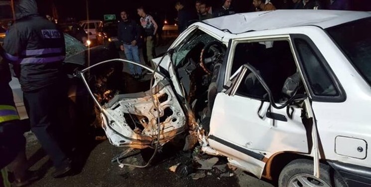 کشته شدن ۵ نفر در حادثه واژگونی ۲ خودرو در استان فارس