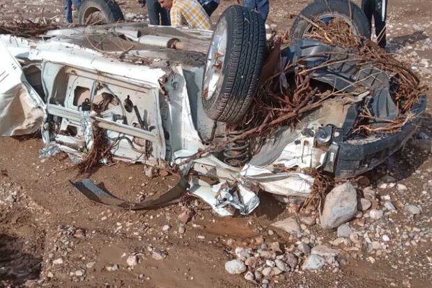 کشف اجساد دو سرنشین یک خودرو در سیل بختگان استان فارس