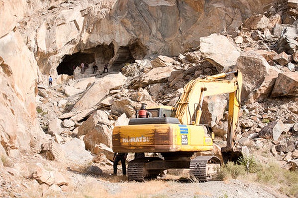 ۳ کشته و زخمی در حادثه ریزش معدن در بختگان فارس