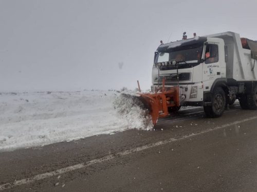 برف روبی بیش از ۴۰۰۰کیلومتر(باند) در محورهای فارس/مصرف بیش از ۲۰۰۰تن شن و نمک در جاده های استان