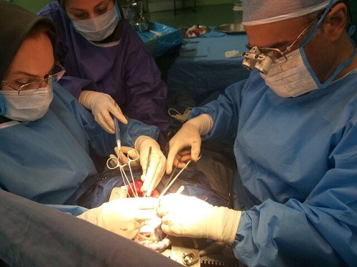 انجام عمل جراحی نادر ترمیم سرخرگ آئورت توراسیک در بیمارستان نمازی شیراز