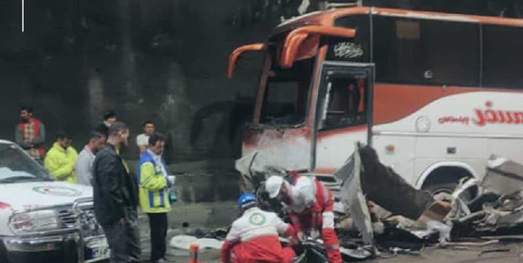 ۴۹ مصدوم و کشته در حادثه رانندگی محور بابامیدان_ یاسوج