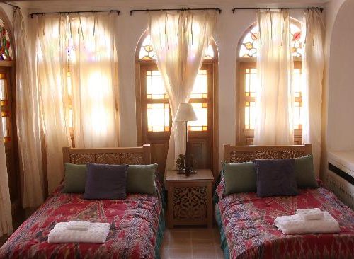 قابل توجه مالکان و مسافران خانه‌های اجاره ای در شیراز