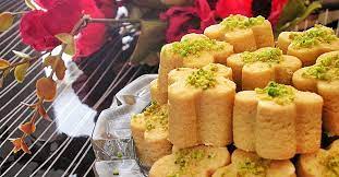 طرز تهیه شیرینی نخودچی خوشمزه مخصوص عید نوروز (ویدئو)