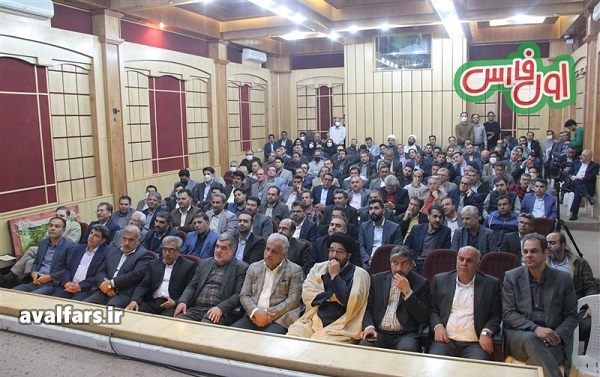 مدیر کل جدید بنیاد مسکن استان فارس منصوب شد/ خبرهای جدیدی که رئیس بنیاد مسکن کشور در شیراز اعلام کرد