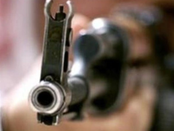 شلیک سرنشیان مسلح یک خودرو به ماموران پلیس در فسا
