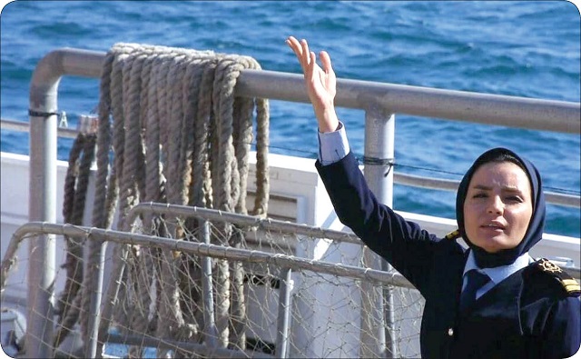 (+تصاویر) یک زن استان فارسی اولین کاپیتان زن کشتی ایران و خاورمیانه