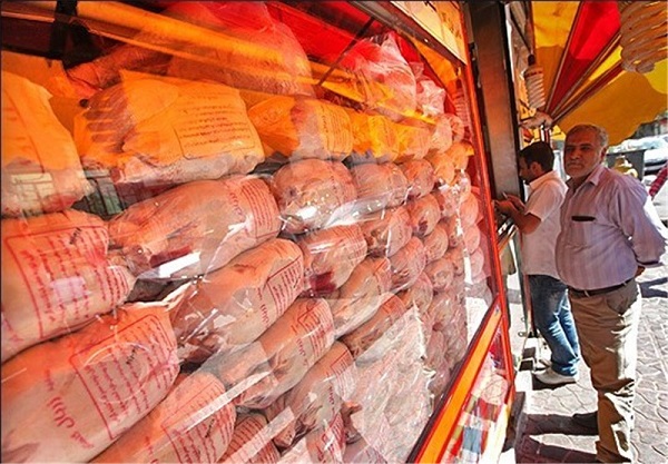 ادعای یک مقام صنفی در باره کاهش قیمت گوشت مرغ در روزهای آینده
