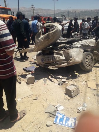 تصاویر: حادثه مرگبار برخورد یک تریلر با خودروها در یاسوج با ۲۶ کشته و زخمی+اسامی مصدومین
