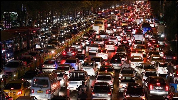 داغان شدن روح و روان مردم در ترافیک کور شیراز