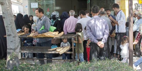کمبود آرد یا نبود مدیریت؟ تعطیلی تعداد زیادی از نانوایی های در شیراز + پاسخ مدیر کل غله فارس