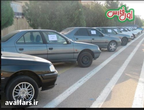 فرمانده انتظامی استان فارس از دستگیری سارق حرفه‌ای و کشف 22 دستگاه خودرو سرقتی در شیراز خبر داد.