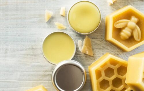 خواص موم زنبور عسل برای پوست و مو و نحوه‌ی استفاده از آن