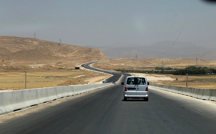 ۳ خطری که رانندگان را در آزاد راه اصفهان- شیراز تهدید می کند