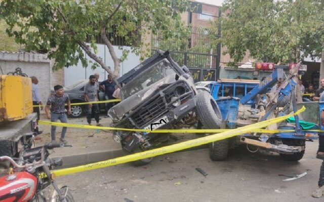 تصادف مرگبار ۱ کامیون با چند خودرو سواری در بلوار امیرکبیر شیراز