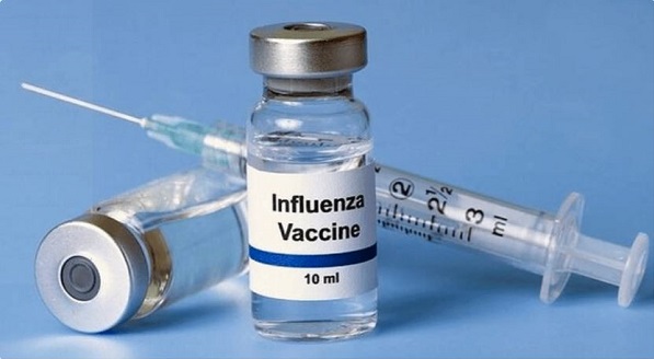 بهترین زمان برای تزریق واکسن آنفلوانزا /واکسن رایگان به چه کسانی تزریق می شود؟
