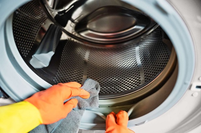 مراحل تمیز کردن کپک ماشین لباسشویی و راه های جلوگیری از ایجاد آن