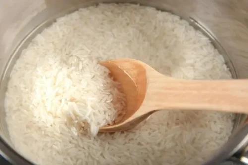 نگهداری برنج خیس خورده