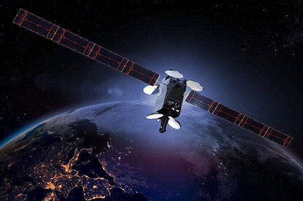 اینترنت ماهواره‌ای توسط «یاه‌کلیک» به ایران می آید