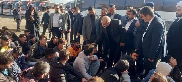 وزیر کشور:مهاجران غیرقانونی باید از ایران بروند+عکس