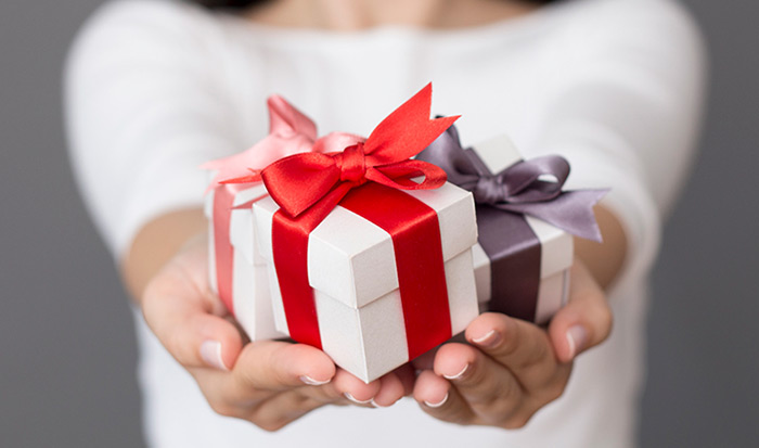 چگونه بهترین هدیه را برای دیگران بگیریم؟