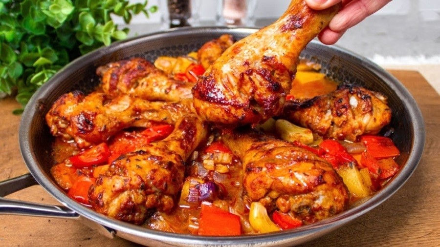 روش پخت فوری مرغ با سبزیجات و سس ویژه وقتی زمان کافی ندارید