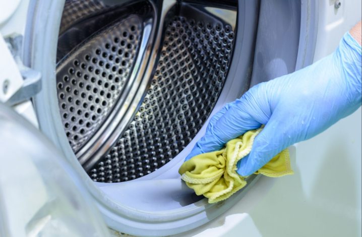 ۴ روش اصولی تمیزکردن لاستیک درب ماشین لباسشویی