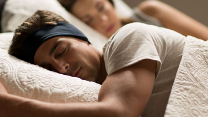 علت خواب زیاد چیست و چگونه می توان آن را درمان کرد؟