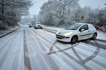 هشدار جدی به راننده ها و مسافران که شرایط جاده‌ها برفی و کولاک است