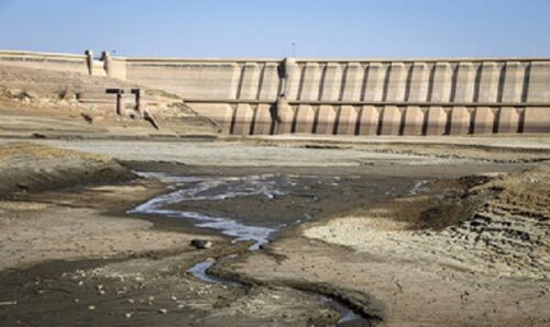 ذخیره آب 18 سد مهم کشور در حال ته کشیدن / سد رودبال ( استهبان -داراب ) و لار خُشک خُشک