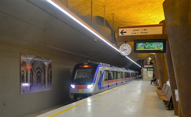 استفاده از مترو شیراز ۲۲ بهمن رایگان است