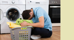 دلایل تمیز شسته نشدن لباس در ماشین لباسشویی