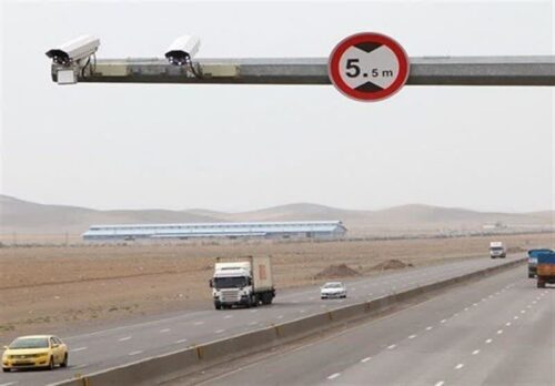 پایش رانندگان متخلف در جاده های استان فارس با 394 سامانه هوشمند 