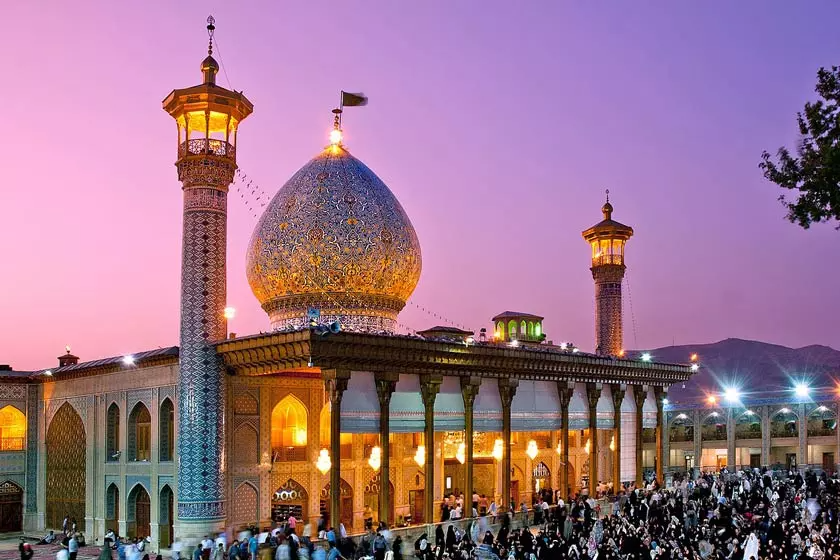 آمادگی راهداری استان فارس جهت خدمت به مسافران و زائرین حضرت شاهچراغ(ع) در نوروز ۱۴۰۳