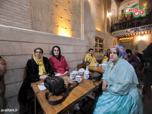 عکس های یادگاری مردم در هتل سنتی راد شیراز 29