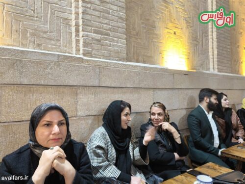 عکس های یادگاری مردم در هتل سنتی راد شیراز 40
