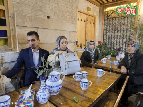 عکس های یادگاری مردم در هتل سنتی راد شیراز 6