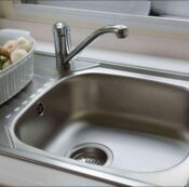 روش‌های رفع گرفتگی سینک ظرفشویی