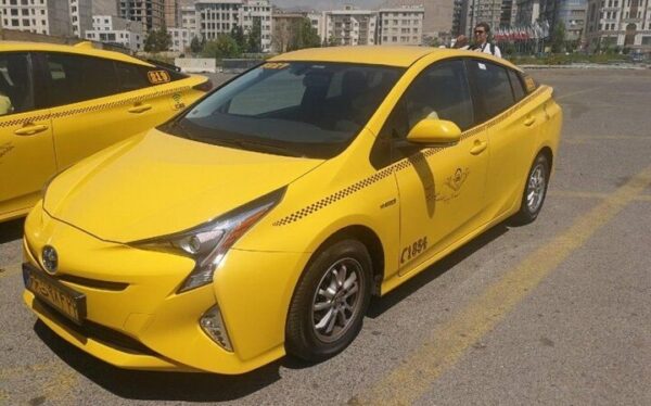 ثبت‌نام از دارندگان تاکسی فرسوده برای جایگزینی با خودروی برقی