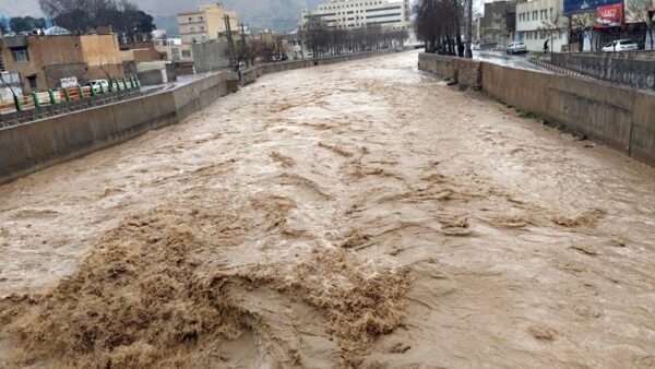 باران مرخصی تمام مدیران استان فارس را لغو کرد/ آمار بارندگی مناطق مختلف استان تا ۱۰ صبح