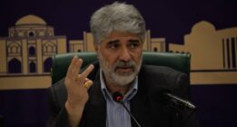 بغض عضو شورای شهر خطاب به شهردار شیراز ترکید/ تعطیل کنید و مسئولیت را به استاندار بسپارید