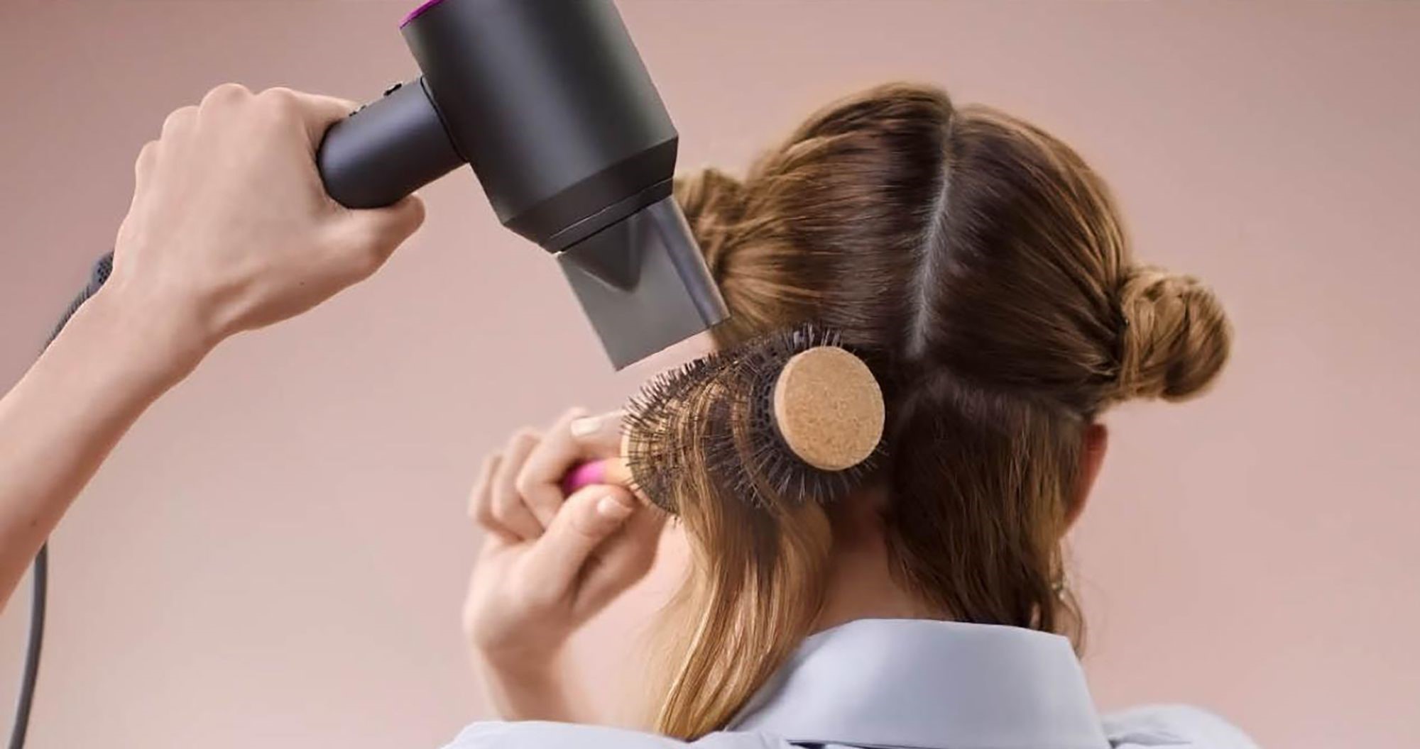 آسیب های جبران ناپذیر سشوار کشیدن به مو +۵ روش موثر جلوگیری