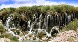 آب این آبشار در ایران ۲ طعم مختلف دارد !
