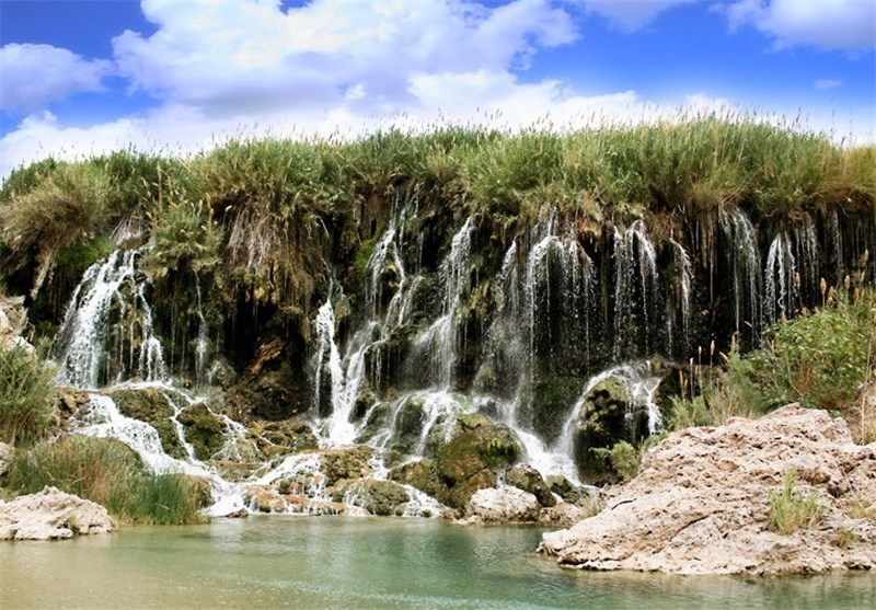 آب این آبشار در ایران ۲ طعم مختلف دارد !